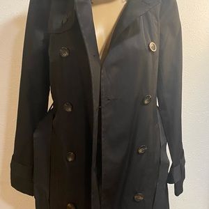 LONDON FOG BLACK TRENCH COAT WOMEN’S SIZE XS WAS ONLY WORE ONCE